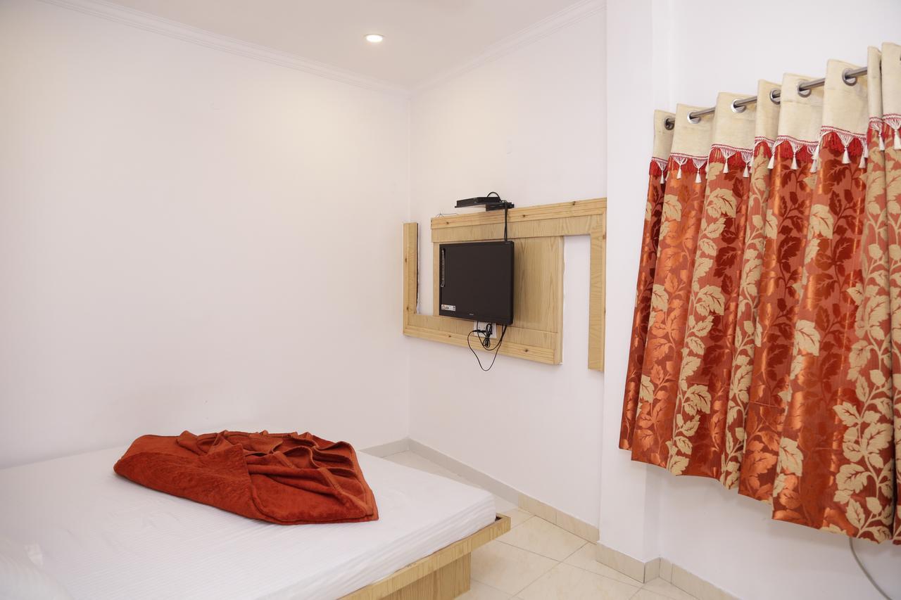 Backpackers Heaven New King - New Delhi Train Station Hostel Bagian luar foto